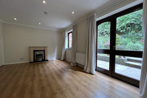 undefined, STOURBRIDGE - Sandyacre Way