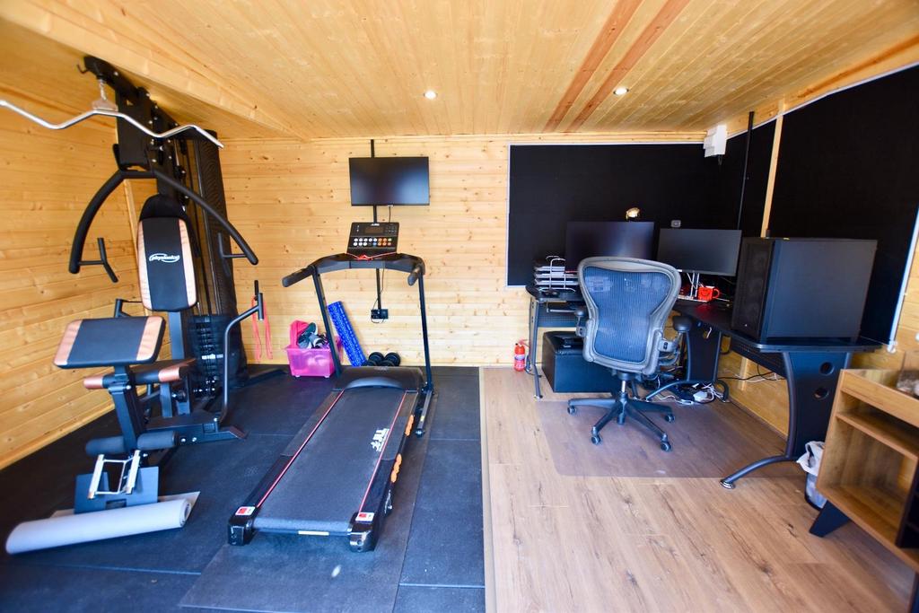 Gym & Home Office