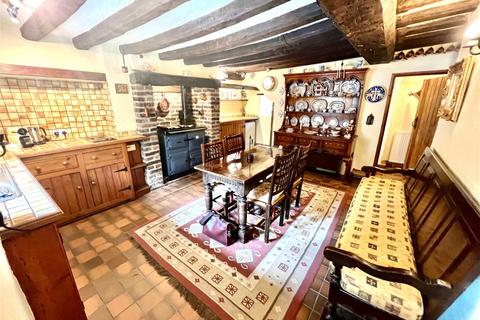 1 Chapel Yard, Harthill, Sheffield, S26 7XD
