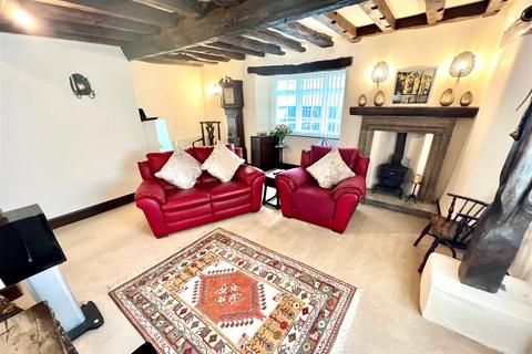 1 Chapel Yard, Harthill, Sheffield, S26 7XD