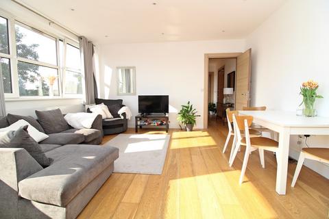 2 bedroom flat for sale, Croydon Road, Beckenham, BR3