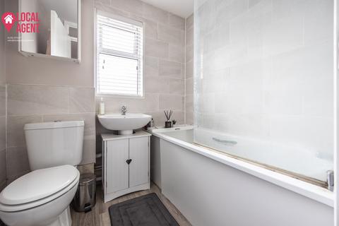 2 Chiffinch Gardens, Northfleet, Gravesend, DA11 8SL