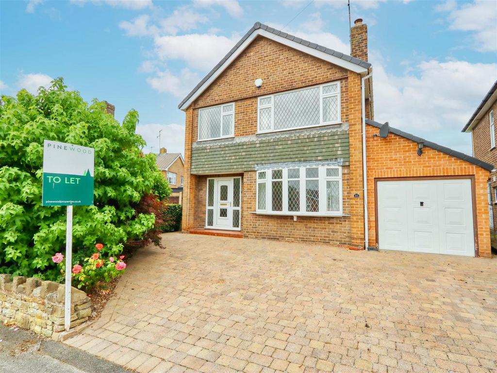 Carlton Road, Chesterfield S40 3 bed detached house to rent £1,100