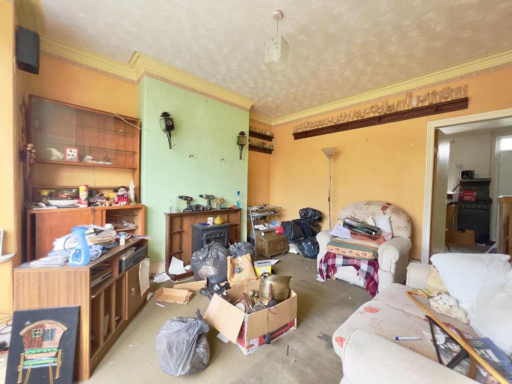 Station Road, Darton, Barnsley 2 bed house for sale £73,000