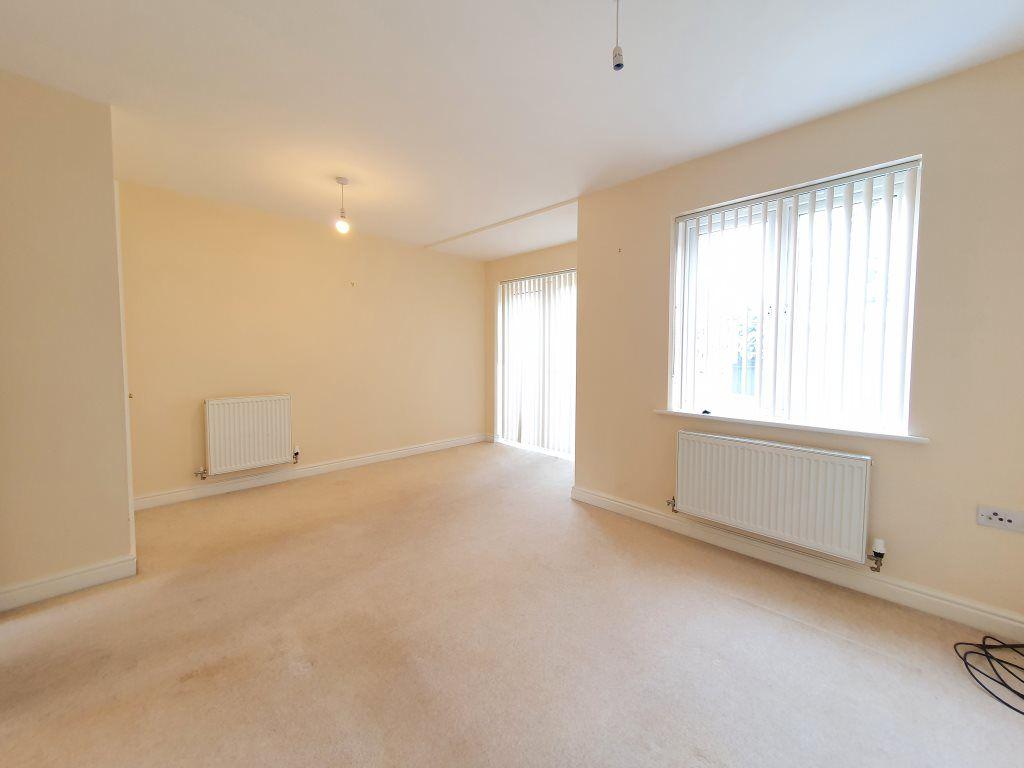 THOMAS MIDDLECOTT DRIVE, KIRTON 3 bed house £850 pcm (£196 pw)