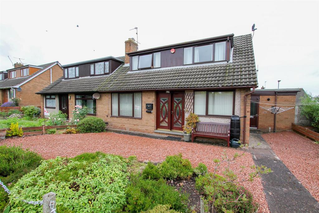 Ivinson Road, Tweedmouth... 3 bed semidetached house £190,000