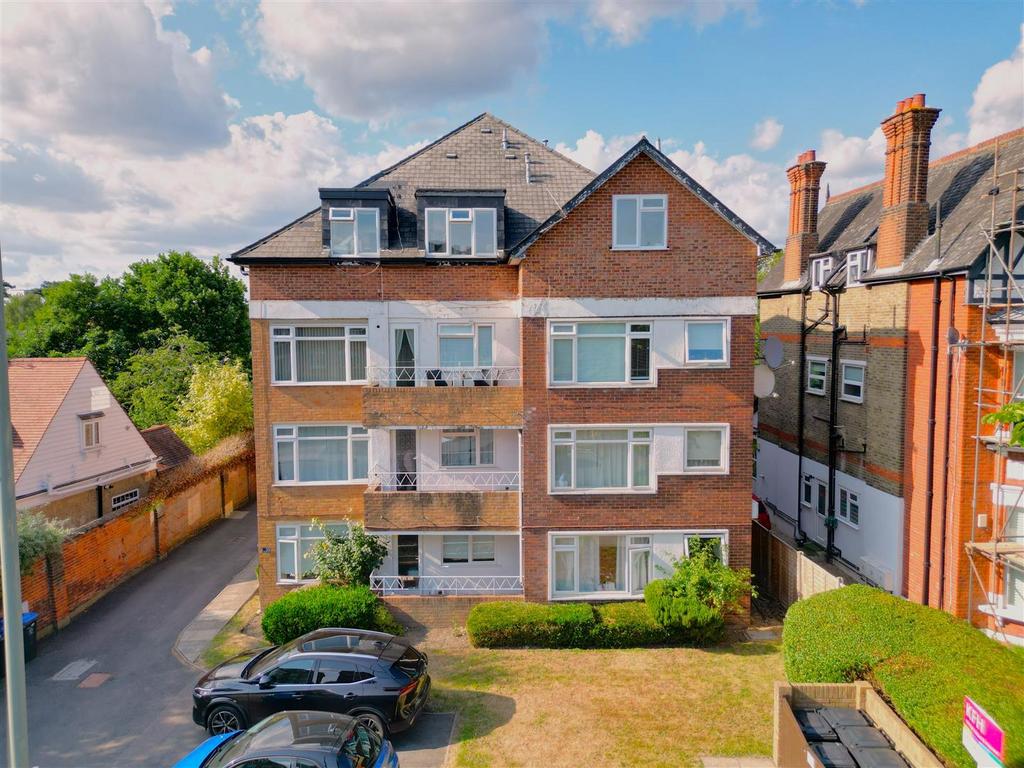 Bromley Road, Beckenham, BR3 1 bed flat for sale £275,000