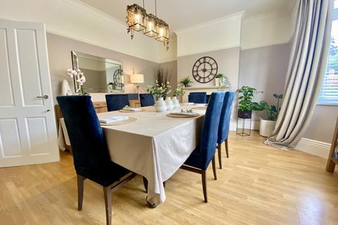 4 bedroom semi-detached house for sale - 69 Grove Road Millhouses Sheffield S7 2GY