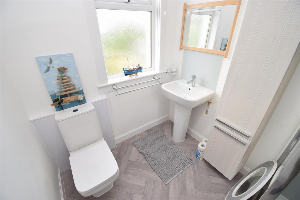 Shower room.jpg