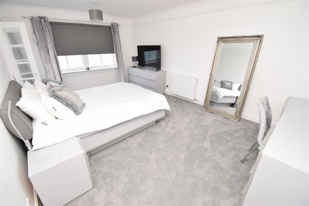 Bedroom one.jpg