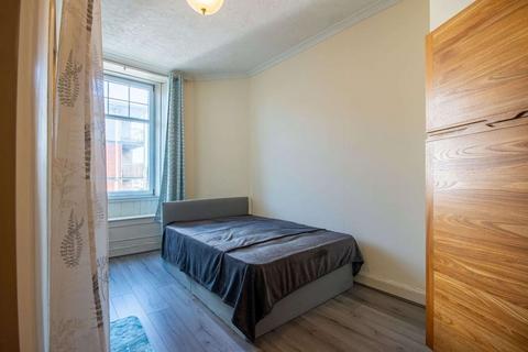 1 bedroom flat to rent, 2905L Parliament Street, Edinburgh, EH6 6EB