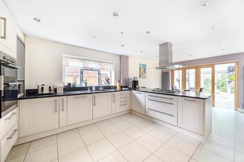 12 Rhododendron Close, Ascot, SL5 8PL