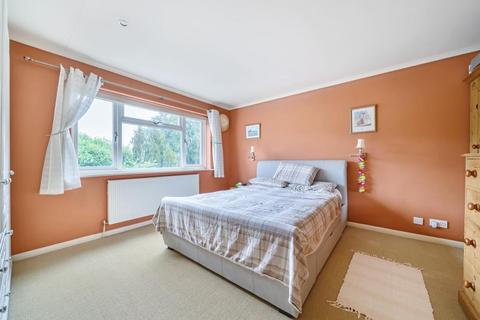 12 Rhododendron Close, Ascot, SL5 8PL