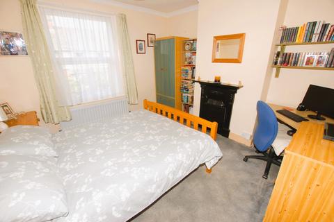 11 Lynton Road, Hythe, CT21 6DB