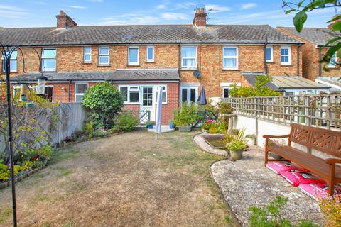 11 Lynton Road, Hythe, CT21 6DB