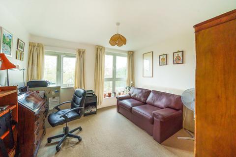 Flat 38, Park Heights Constitution Hill, Woking, GU22 7RT