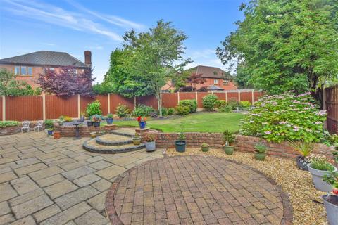1 Mersham Court, Widnes, WA8 9AT