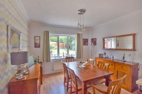 1 Mersham Court, Widnes, WA8 9AT