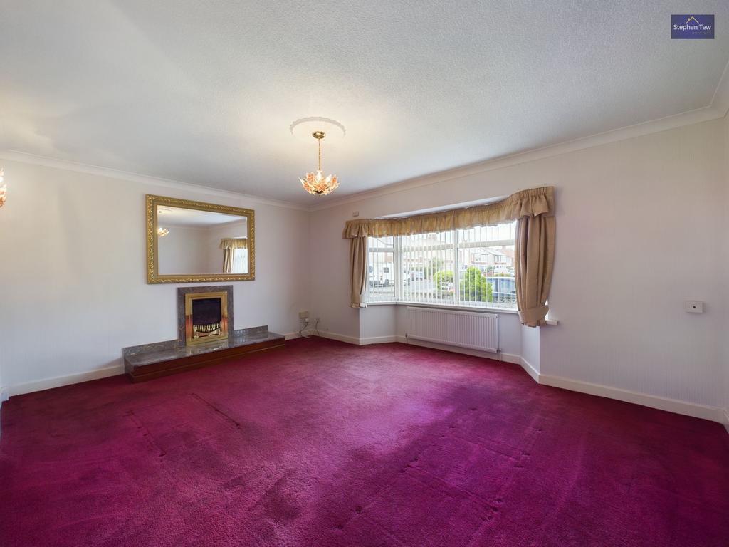 Waltham Avenue, Blackpool, FY4 2 bed detached house for sale £200,000