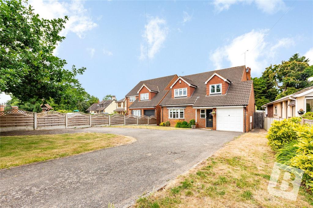 Nags Head Lane, Brentwood, Essex, CM14 4 bed detached house for sale