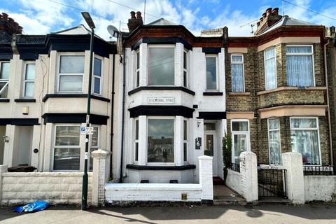 161 Balmoral Road, Gillingham, ME7 4QH