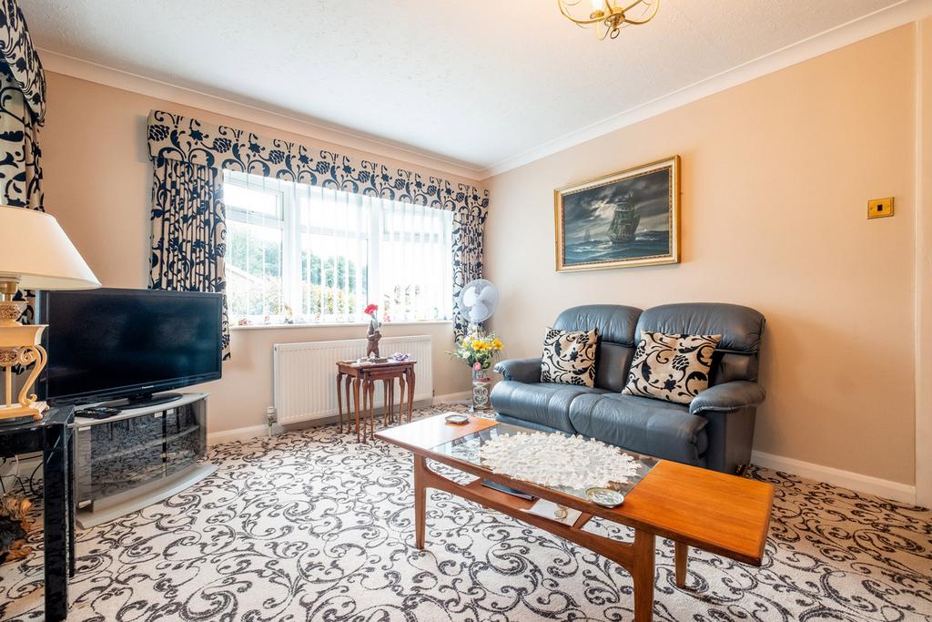 Broadwood Way, Lytham St. Annes, FY8 2 bed bungalow £310,000