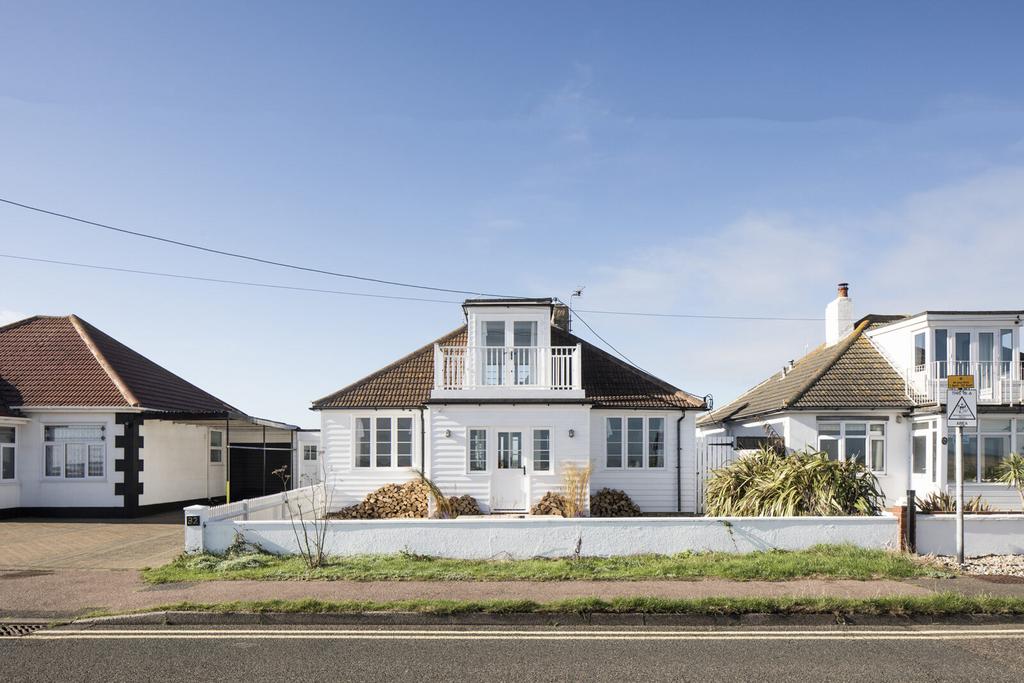 Coast Drive, LyddOnSea, Kent 4 bed detached house £740,000