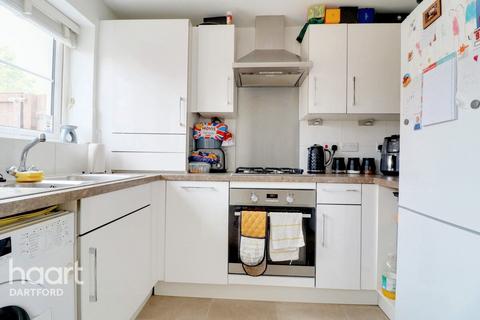 68 Ellingham View, Dartford, DA1 5SZ