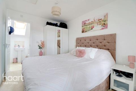 68 Ellingham View, Dartford, DA1 5SZ
