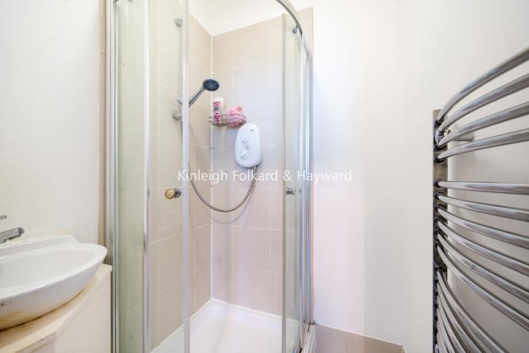 2afe856f-6866-411...