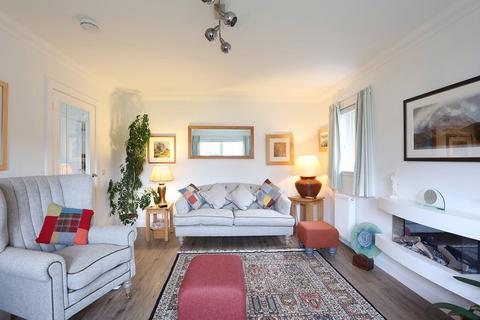 19 Devonvale Place, Kinross, KY13 8FR