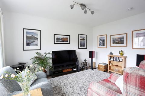 19 Devonvale Place, Kinross, KY13 8FR