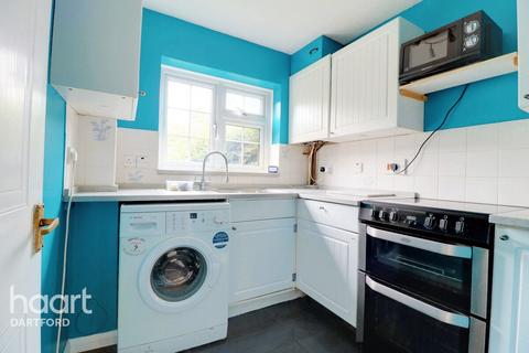 61 Blackmans Close, Dartford, DA1 2QJ