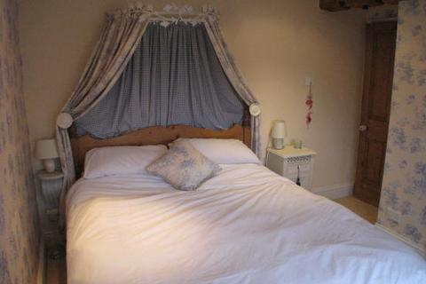3 bedroom cottage to rent, Cracoe BD23