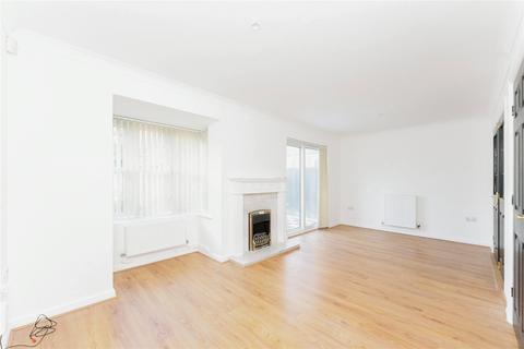 12 Stubbs Lane, Prenton, CH43 9HJ