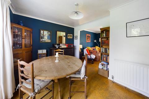 28 Lantree Crescent, Trumpington, Cambridge, CB2 9NJ