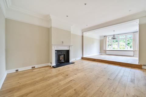 undefined, West Grove, Walton-On-Thames, KT12