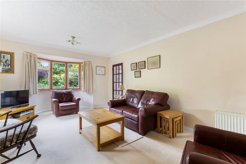 40 Mount Park, Carshalton, SM5 4PS