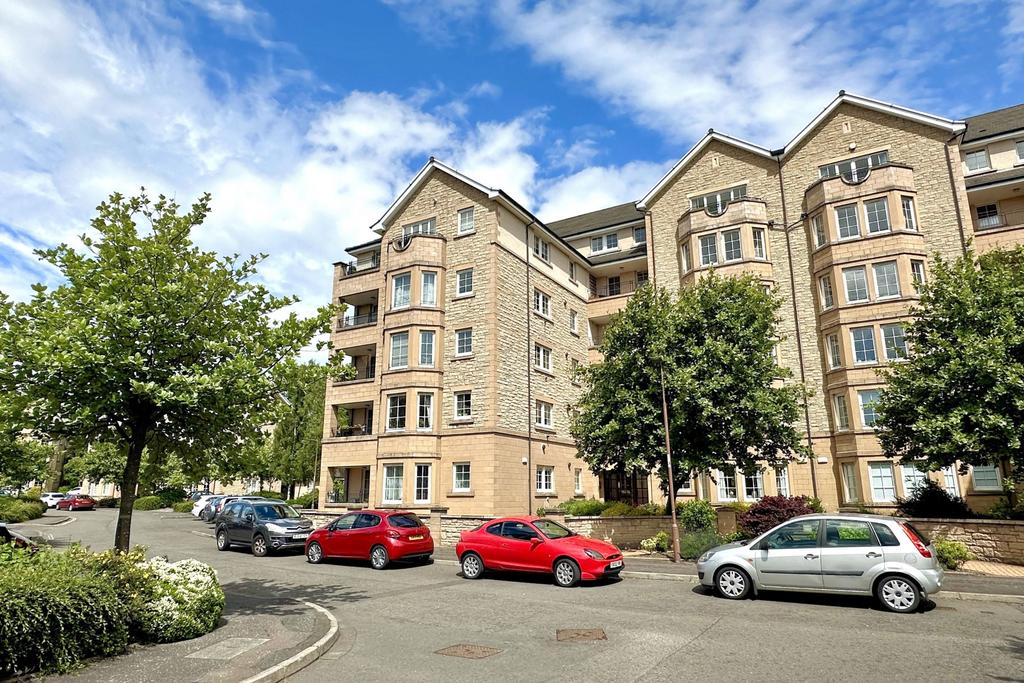 Roseburn Maltings, Roseburn, Edinburgh EH12 2 bed ground floor flat for