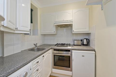 Flat 15, Pembroke Court South Edwardes Square, London, W8 6HN