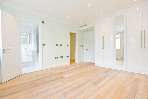 undefined, St Mary Abbots Terrace, Kensington, W14
