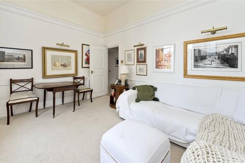 1 bedroom apartment for sale, Chepstow Crescent, London, UK, W11