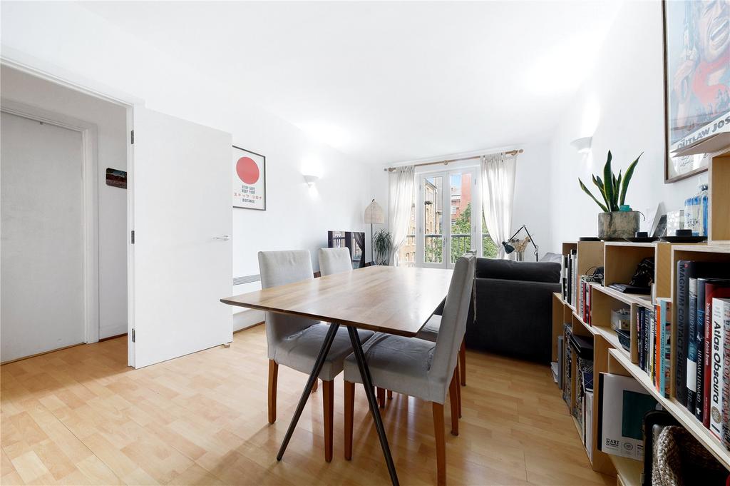 Park Central, E3 2 bed apartment for sale £475,000