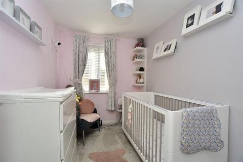 9 Bond Close, Faversham, ME13 7GB