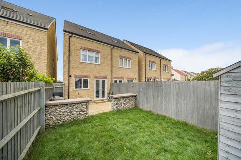 23 Townsend Road, Witney, OX29 7AR