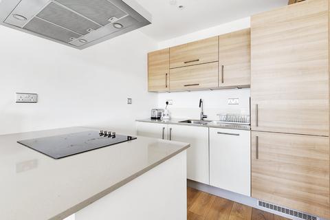 1 bedroom apartment to rent, Tweed Walk, London, E14