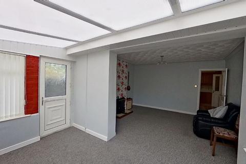 Carlyn Bungalow Bryntaf, Aberfan, Merthyr Tydfil, CF48 4PJ