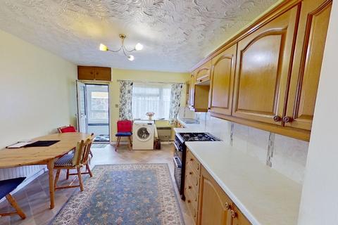 Carlyn Bungalow Bryntaf, Aberfan, Merthyr Tydfil, CF48 4PJ