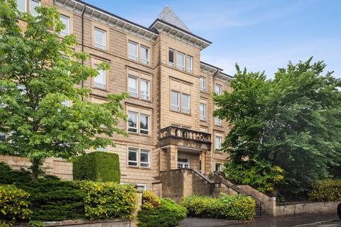 Flat 2/4, 10 Beaconsfield Road, Glasgow, G12 0PW
