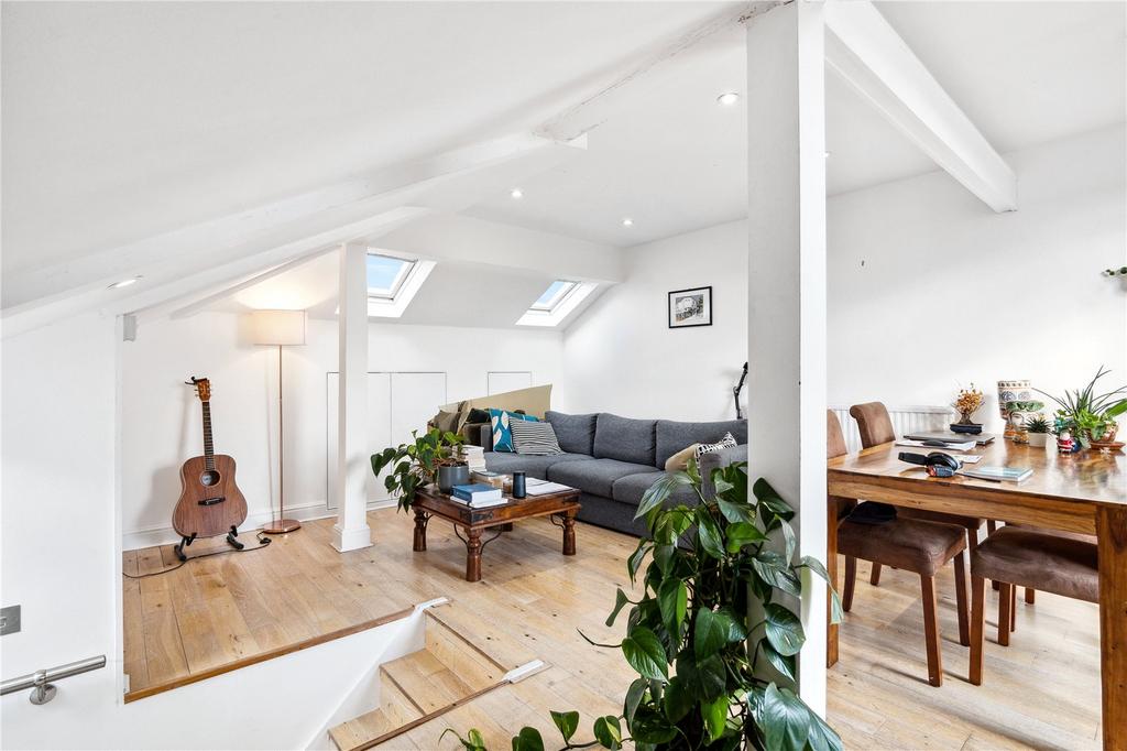Apartment in London, Taverner Square, Highbury - View 4